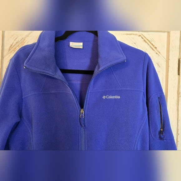 Columbia Zip Up Fleece Jacket - Picture 2 of 9